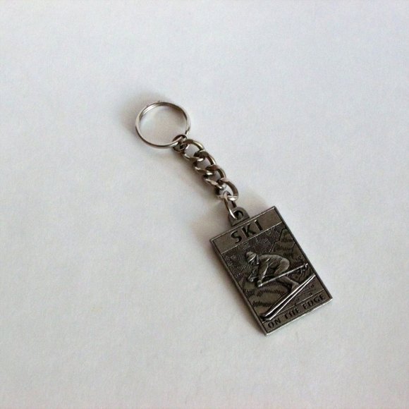 Vintage SKI ON THE EDGE SEAGULL PEWTER Key Ring Keychain 1997 - Picture 2 of 4